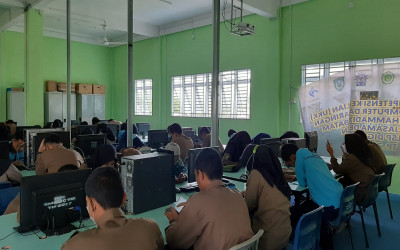 Penilaian Akhir Semester (PAS) dan  Ujian Sekolah akhir (US) berbasis android Online di SMK MUHAMMADIYAH BATAM